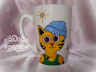 кот в шапке