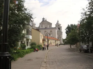 Луцьк тут чимось схожий на Львів)
