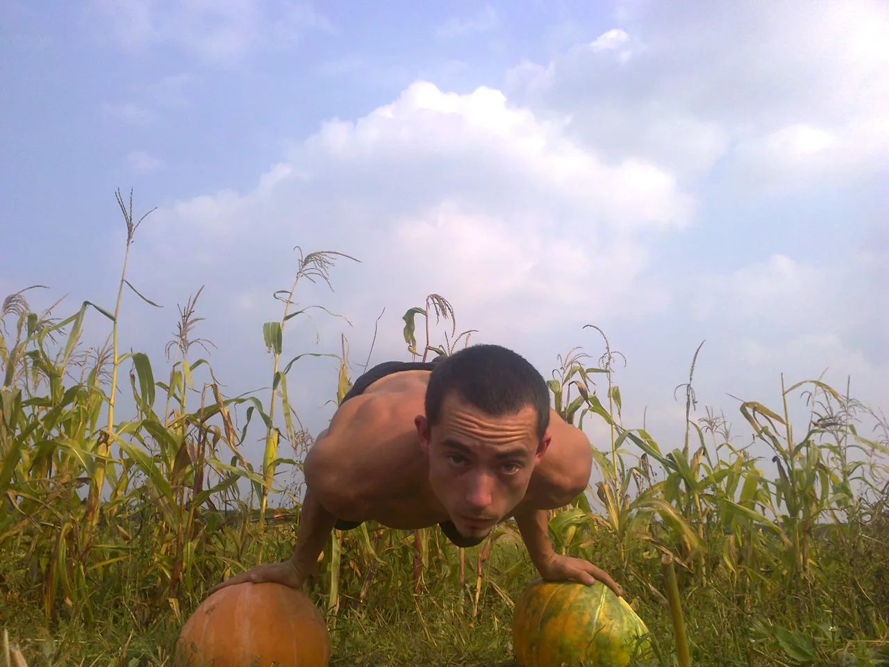 STREET WORKOUT