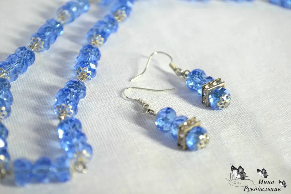 Намисто та сережки
http://vk.com/craftirs