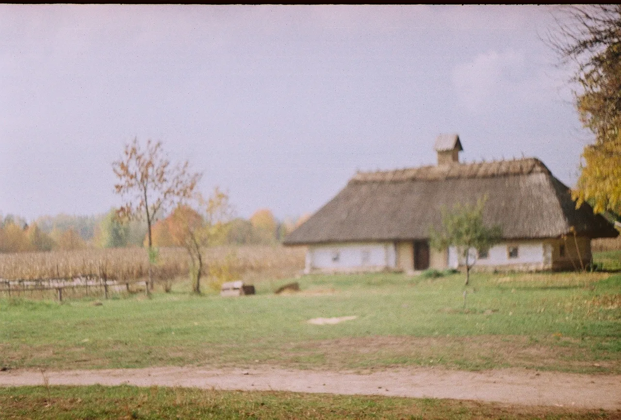 старенька хата