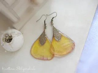 Серьги с лепестками эустомы