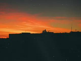 захід