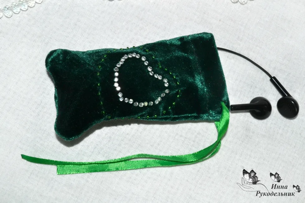 Чохол для навушників
http://vk.com/craftirs