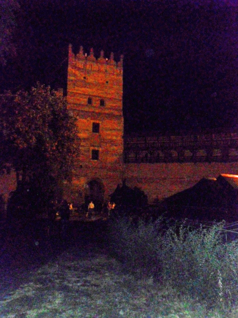 Замок Любарта в сутінках