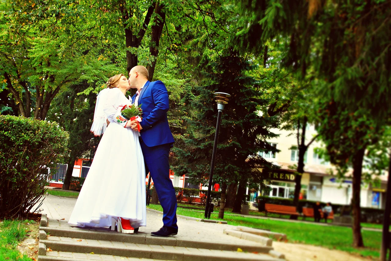 справжнє українське весілля)))