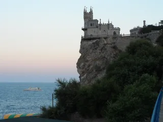 Ласточкино гнездо