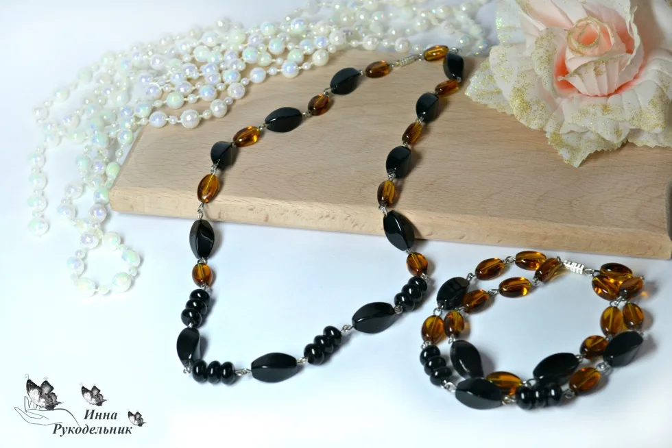 Намисто та браслет
http://vk.com/craftirs