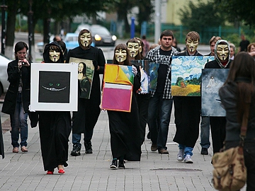 «Відчуженість в обличчях так лякає» 04.09.2014