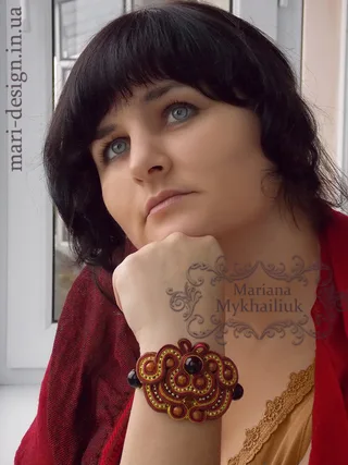 Брасле-шамбала з сутажа "Багряний"