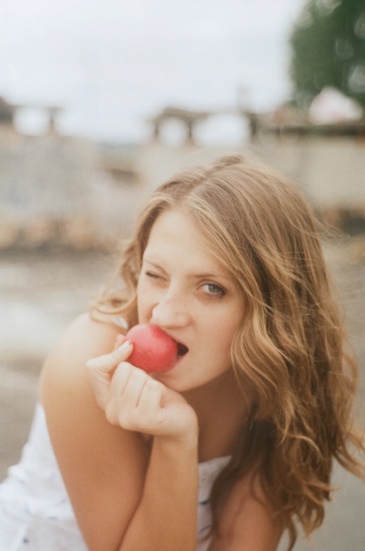 apple