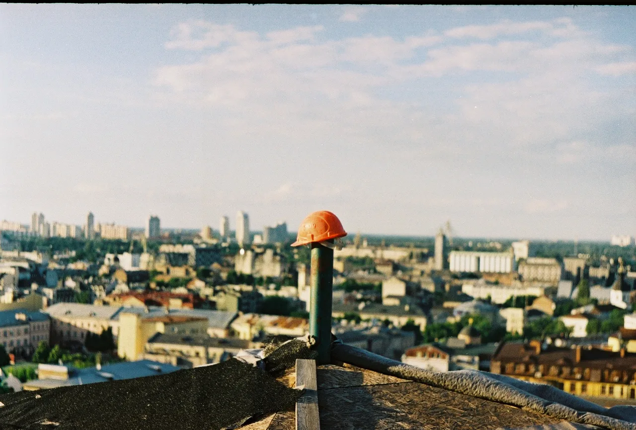 покинули дах