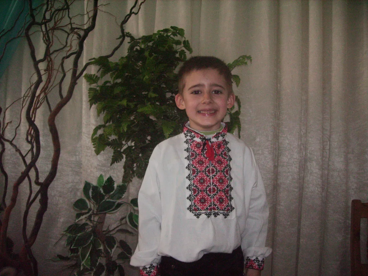 Вишиванка сину