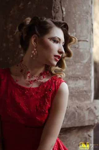 Retro in red